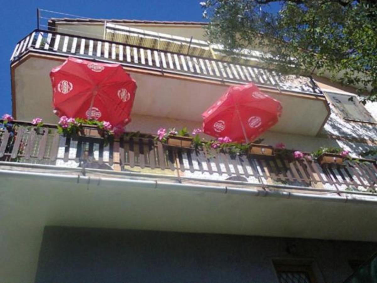 La Margherita Di Teriasca Bagian luar foto